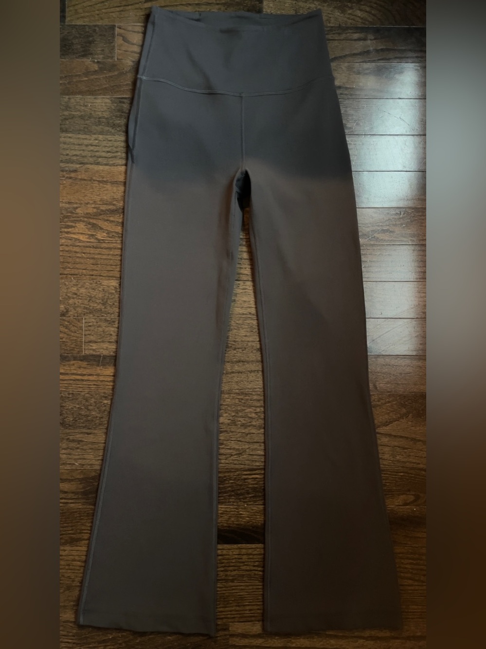 Lululemon Groove SHR Flared Pant Nulu Graphite Grey Size 4 | 29” Inseam